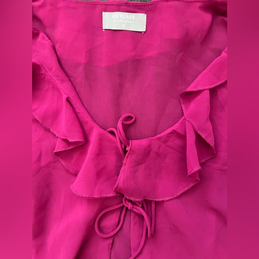 Elegant Fuchsia Ruffle Tie-Front Blouse - Picture 2 of 3